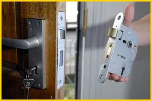 Metro Locksmith Services Los Angeles, CA 310-844-9330 - 13-lock-replace