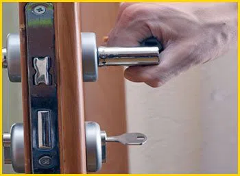Metro Locksmith Services Los Angeles, CA 310-844-9330 - 7-lock-installation